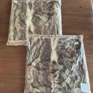 NWT 2 Pottery Barn 18x18” faux fur pillow covers